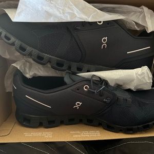 Mens Cloud Monochrome